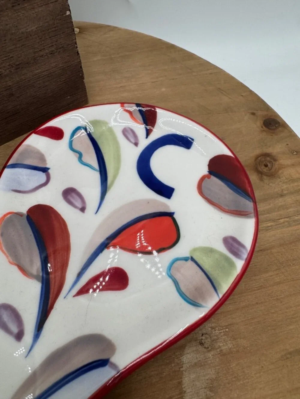 Anthropologie Hand Painted Kitchen Ceramic Spoon Rest Cooking Utensil  Letter C